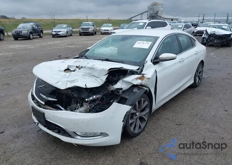 2015 Chrysler 200 C z USA, uszkodzony, nr VIN 1C3CCCCG0FN509598